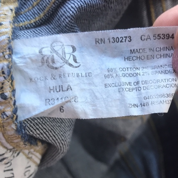 ROCK & Republic Hula stretch denim shorts 6 - Picture 9 of 11